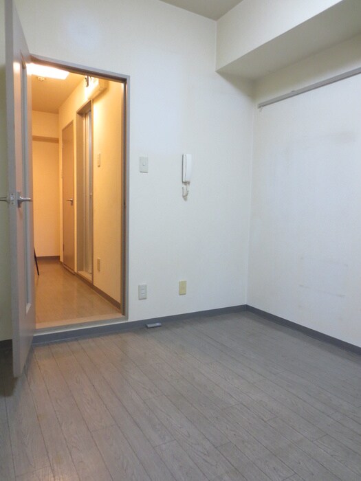 物件内観写真13　(居室)