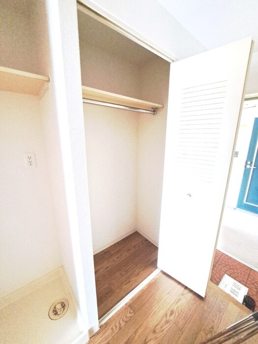 物件内観写真10　(収納)