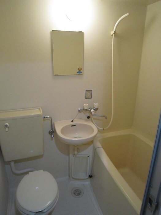 物件内観写真12　(バス／シャワールーム等)