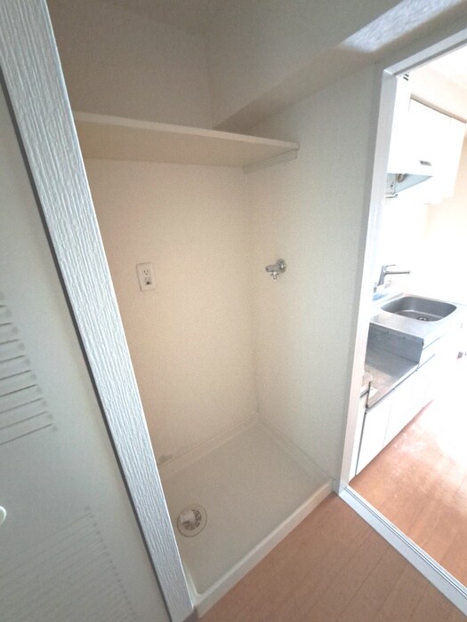 物件内観写真20　(洗濯機置場)