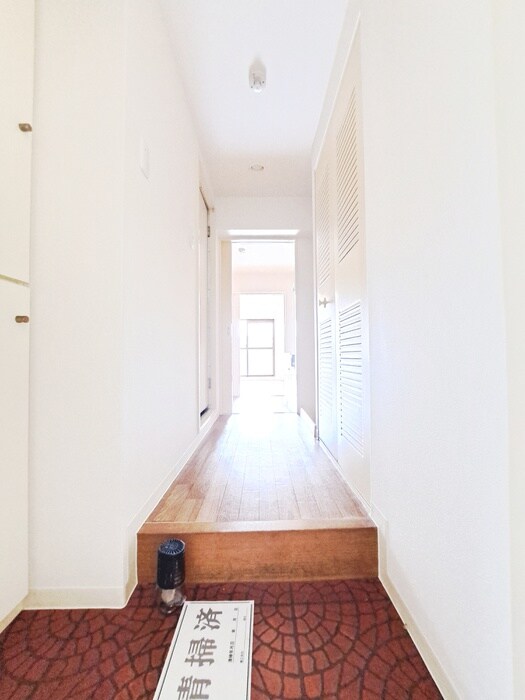 物件内観写真20　(玄関)