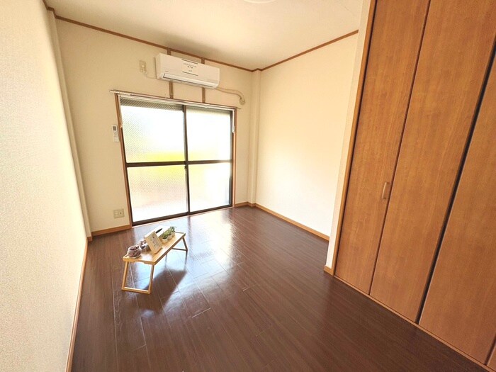 物件内観写真7　(居室)