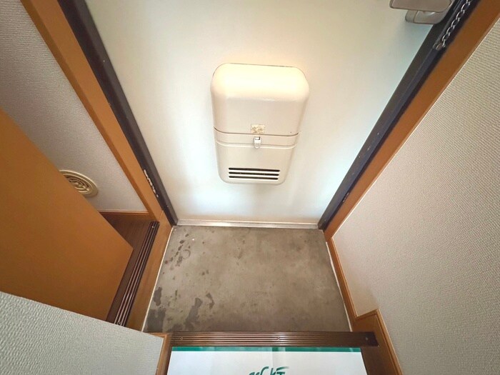 物件内観写真22　(玄関)