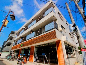 経隆ビルさつきが丘外観写真