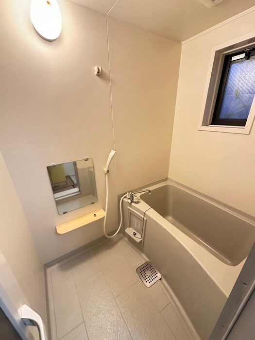 物件内観写真8　(バス／シャワールーム等)