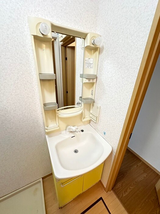 物件内観写真9　(洗面)