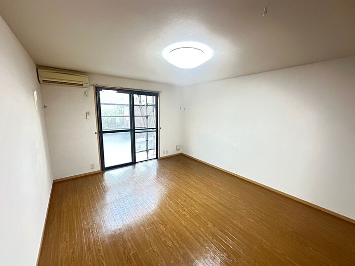 物件内観写真14　(居室)