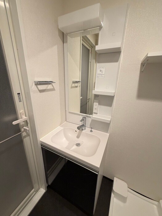 物件内観写真12　(洗面)