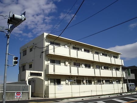 ハイツ日置外観写真