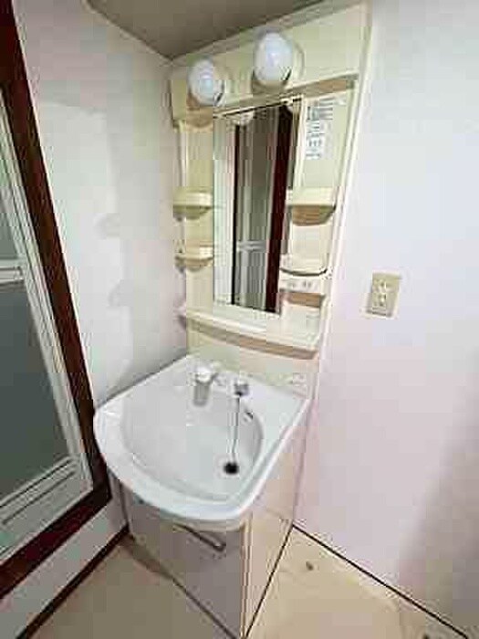 物件内観写真15　(洗面)