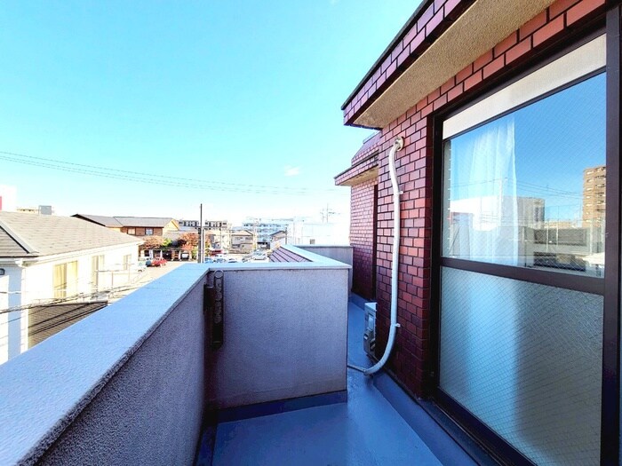 物件内観写真9　(ベランダ・バルコニー)