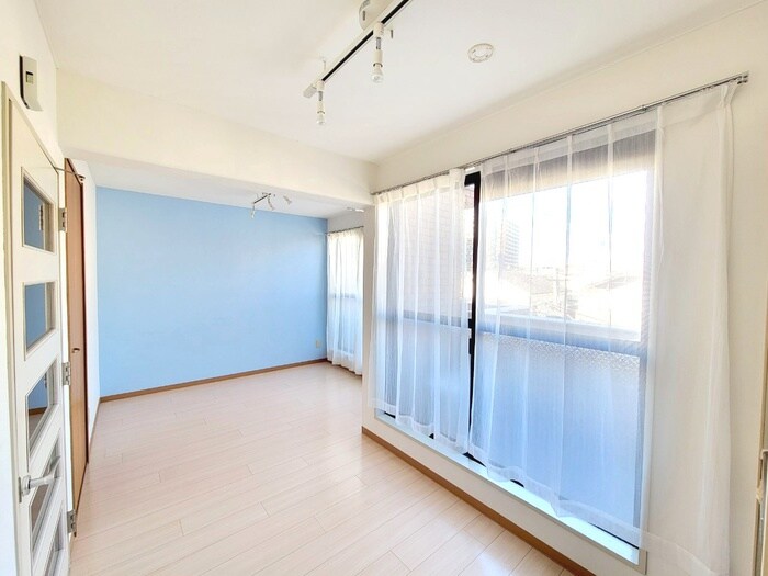 物件内観写真11　(居室)