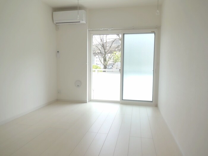 物件内観写真13　(居室)