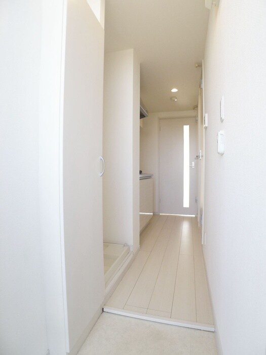 物件内観写真20　(玄関)