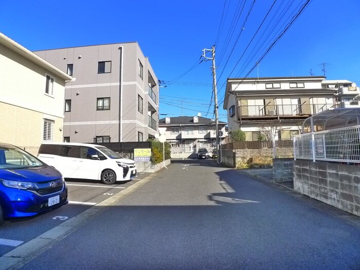 物件外観写真4　(周辺環境)