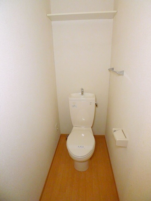 物件内観写真13　(トイレ)