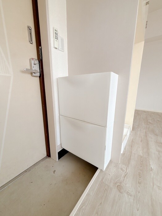 物件内観写真17　(靴箱)