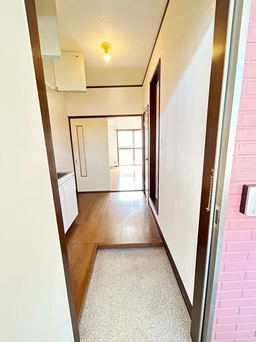 物件内観写真17　(廊下)