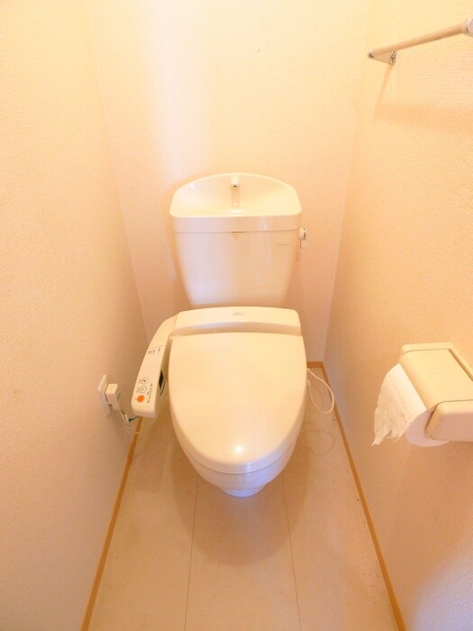 物件内観写真16　(トイレ)