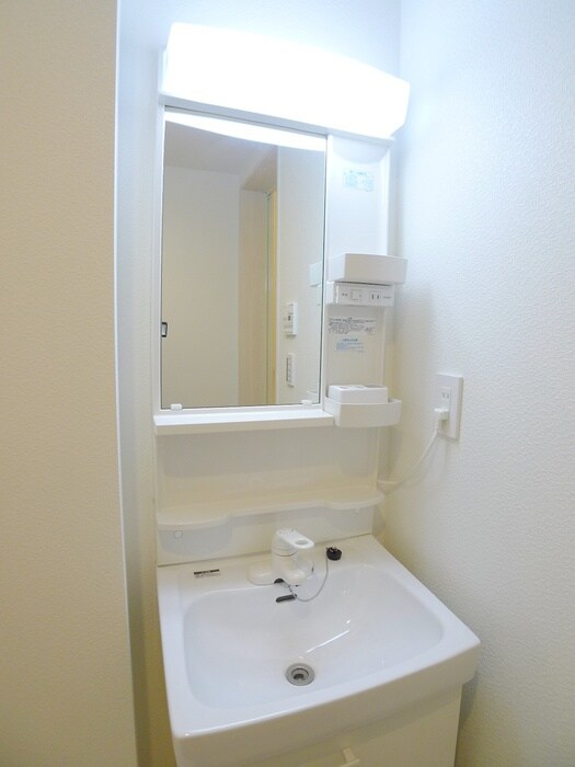 物件内観写真9　(洗面)