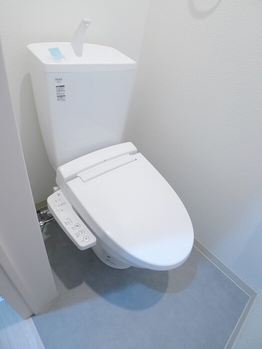 物件内観写真13　(トイレ)