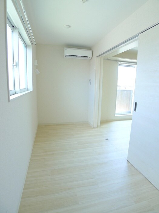 物件内観写真20　(居室)