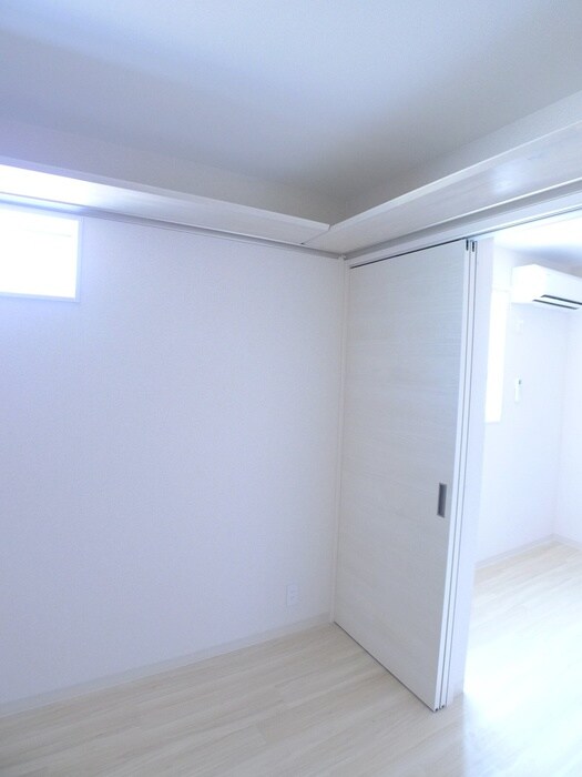 物件内観写真22　(居室)