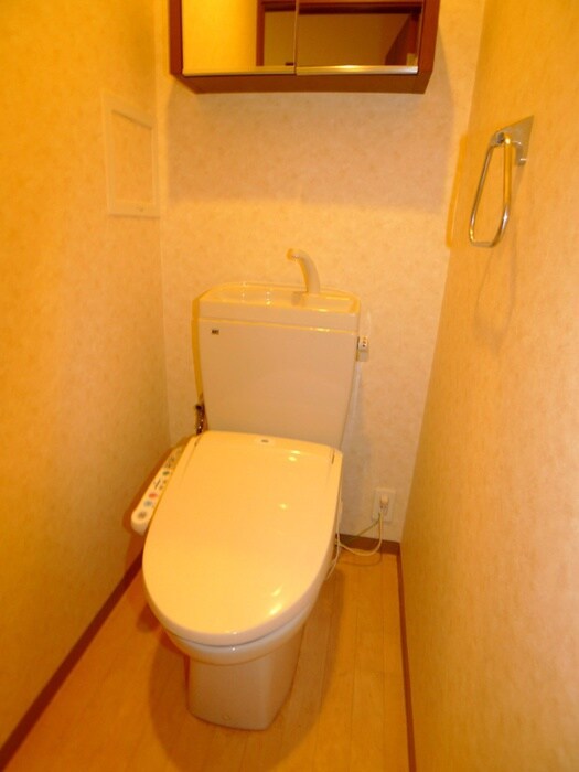 物件内観写真13　(トイレ)