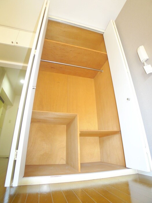 物件内観写真13　(収納)