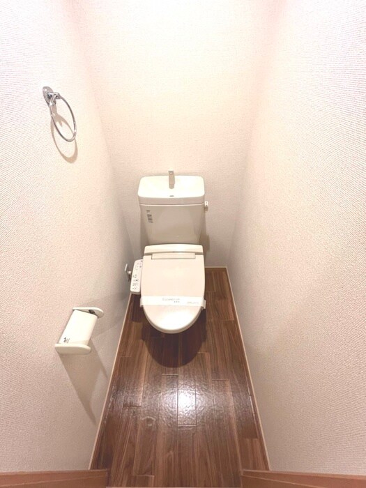 物件内観写真11　(トイレ)