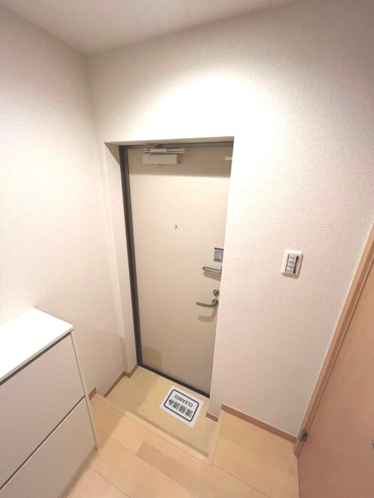物件内観写真20　(玄関)