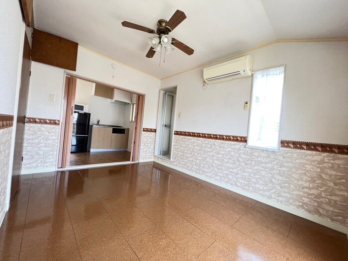 物件内観写真8　(居室)