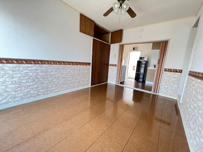 物件内観写真9　(居室)