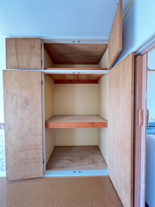 物件内観写真11　(収納)