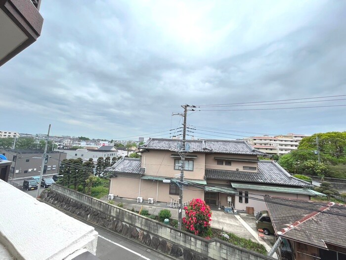 物件内観写真14　(室内からの展望)