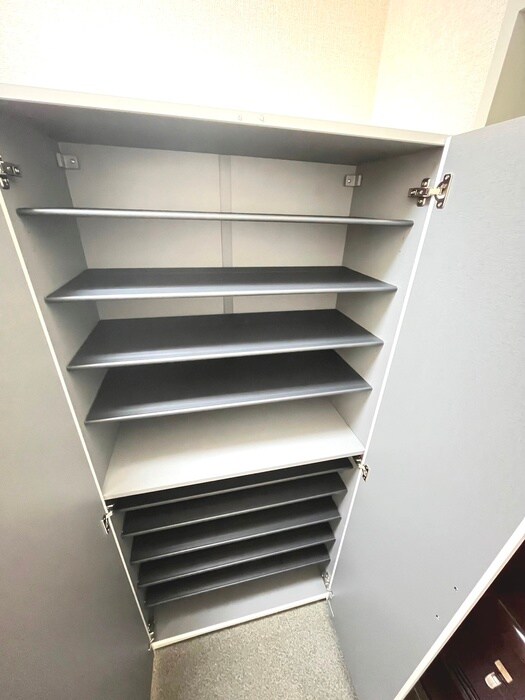 物件内観写真15　(靴箱)