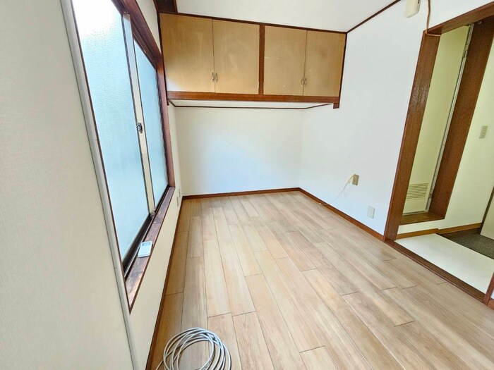 物件内観写真8　(居室)