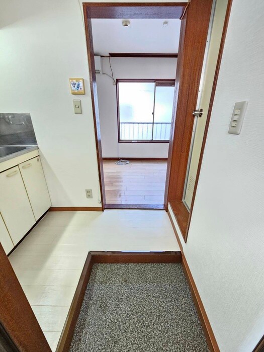 物件内観写真20　(玄関)