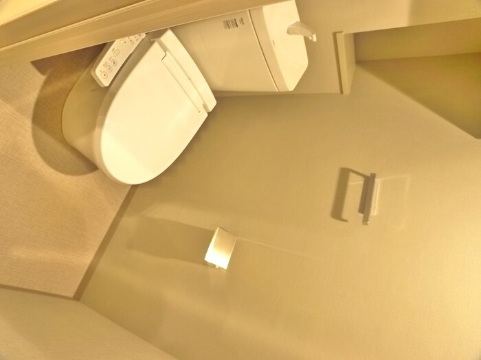 物件内観写真14　(トイレ)