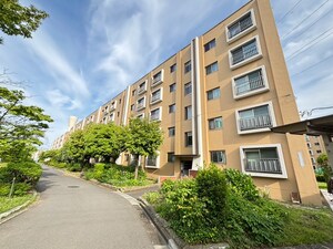 立川富士見町住宅２７号棟外観写真