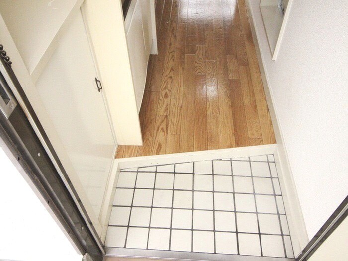 物件内観写真19　(玄関)