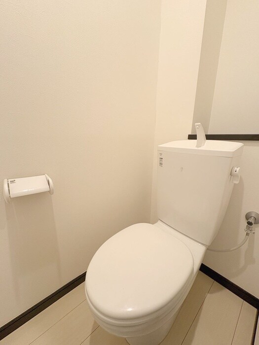 物件内観写真15　(トイレ)