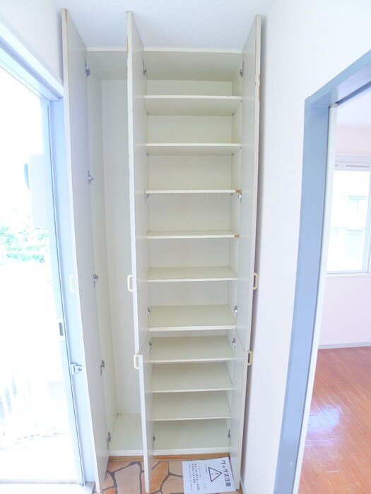 物件内観写真17　(靴箱)