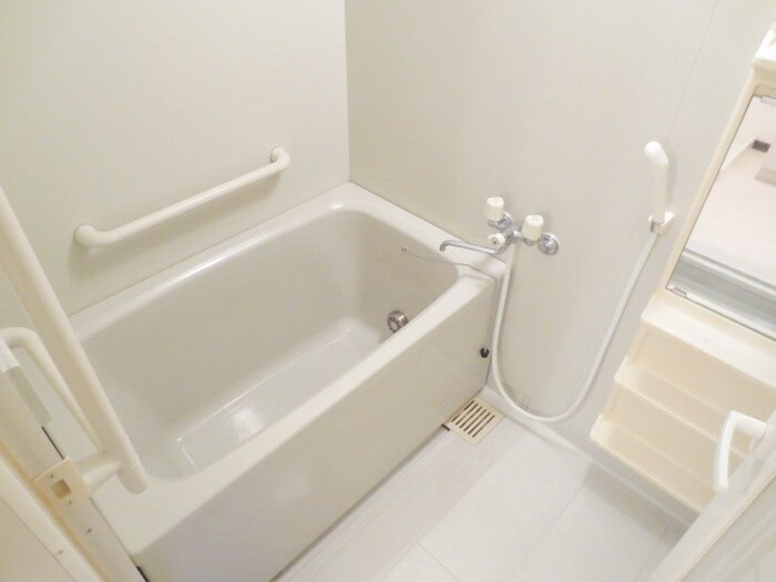 物件内観写真9　(バス／シャワールーム等)