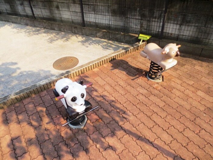 物件外観写真5　(周辺環境)