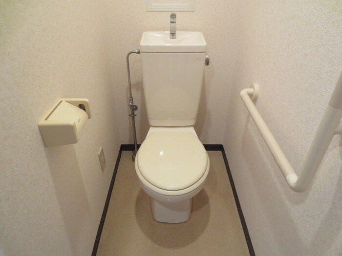 物件内観写真10　(トイレ)