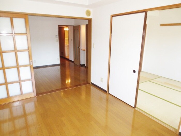 物件内観写真15　(居室)