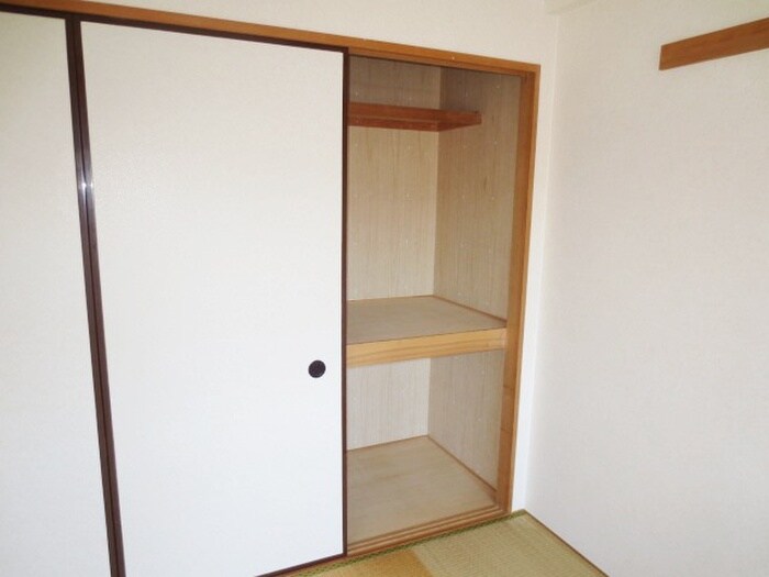 物件内観写真18　(収納)