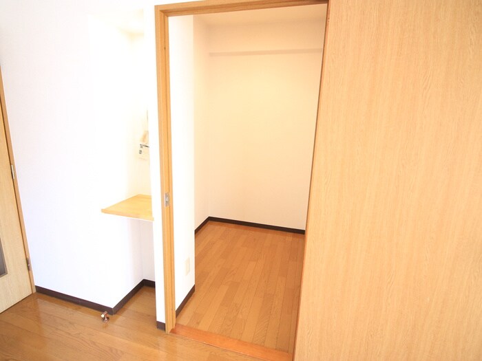 物件内観写真22　(収納)