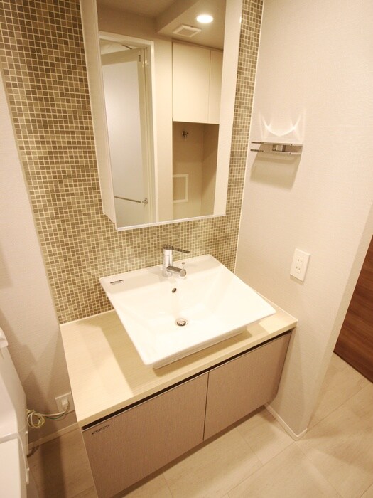 物件内観写真11　(洗面)